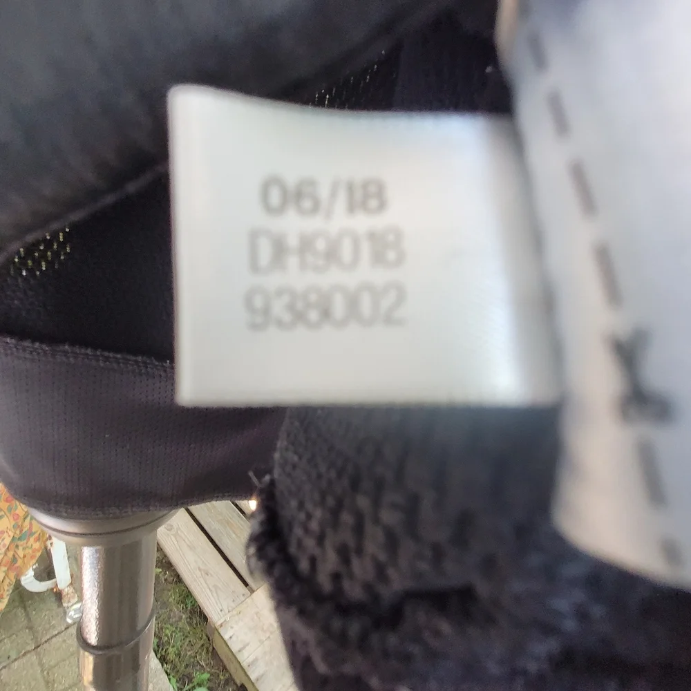 Adidas Black Hoodie - Picture 4 of 9